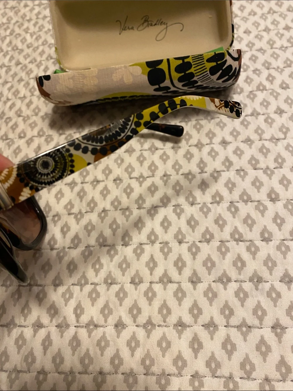 Vera Bradley Tortoiseshell Sunglasses with Brown Gradient Lenses